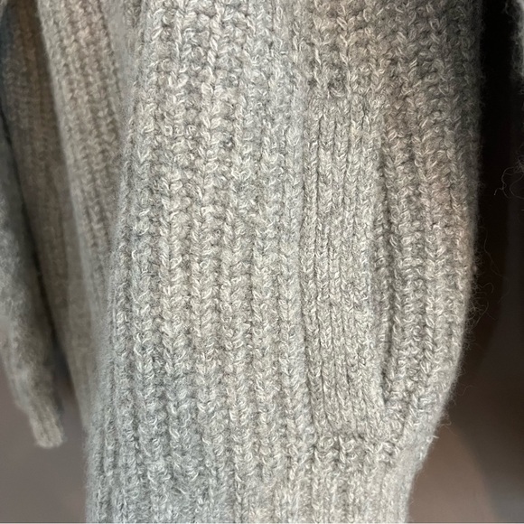 Lucky Brand Cable Knit Cardigan Sweater Wool Blend Chunky V-neck Pockets Gray M - Picture 16 of 16